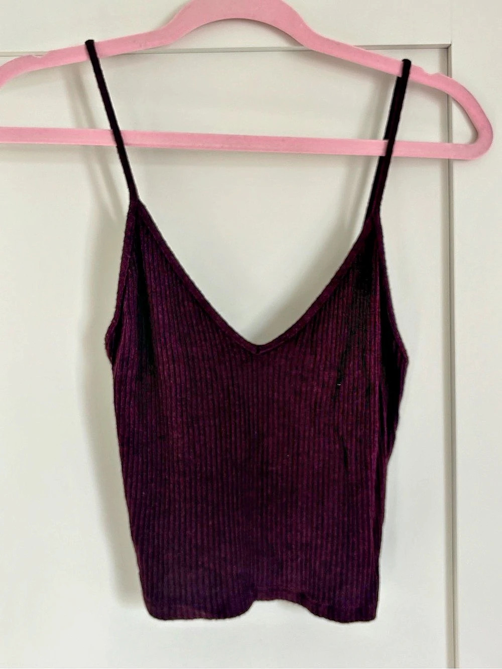 Brandy Melville Burgundy Ribbed V-Neck Camisole Tank Top Cami Tank Top